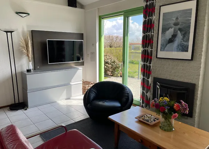 Semesterbostad Albatros 126 *