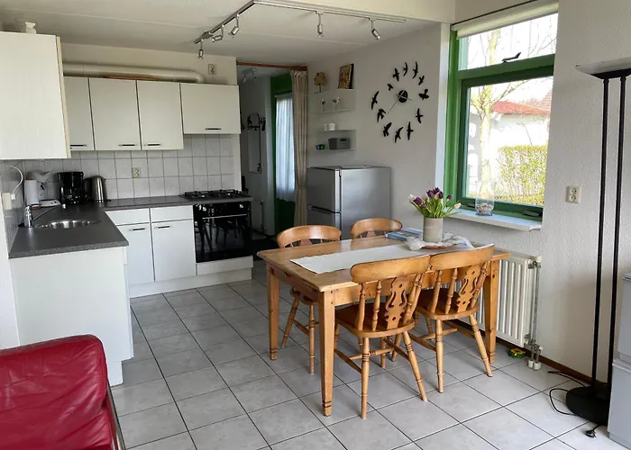 Semesterbostad Albatros 126 *